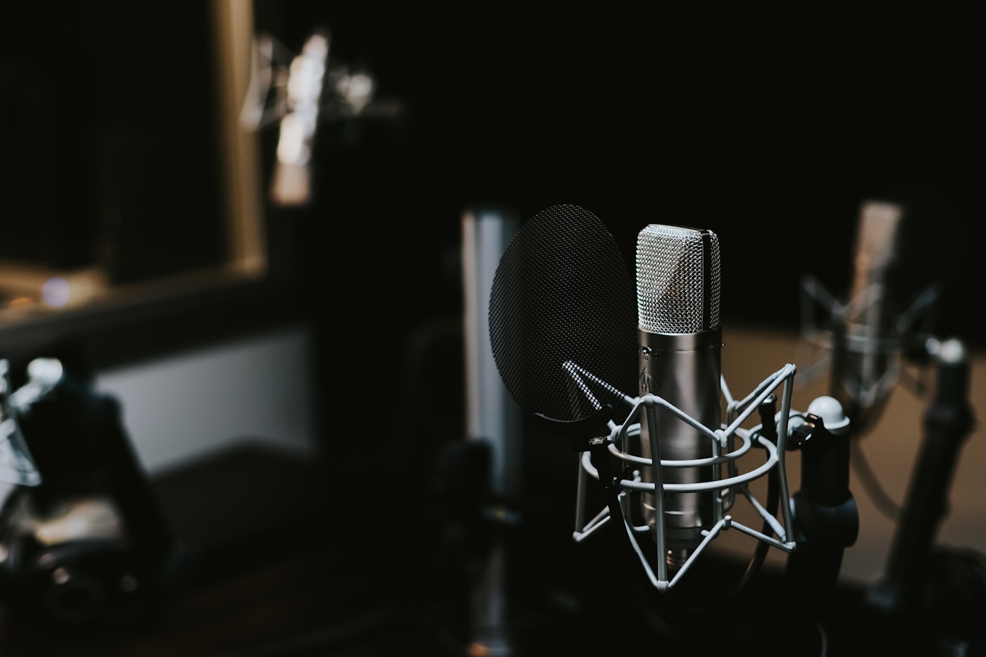 Munk Live Broadcasting — MLB